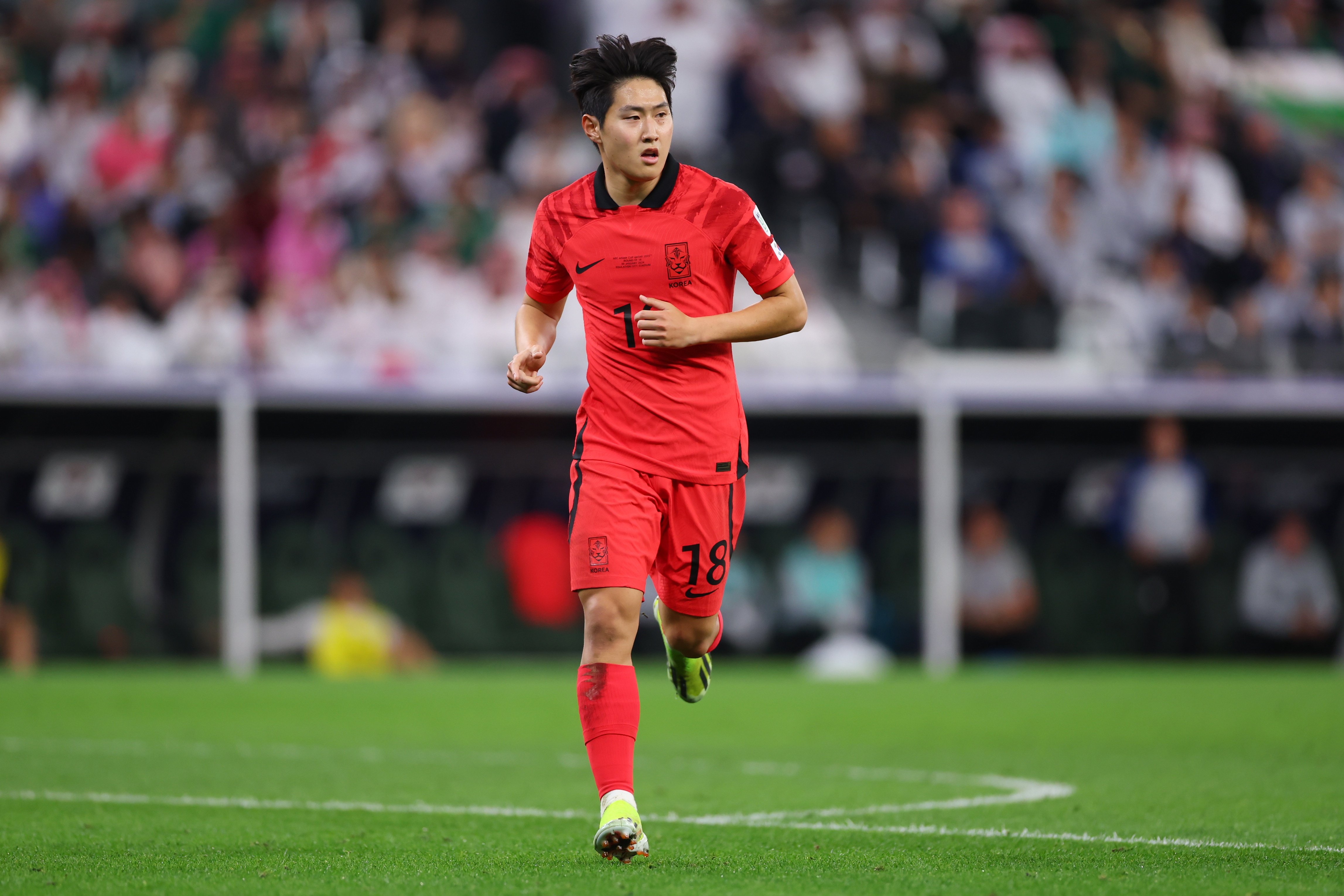 洪明甫:李剛?cè)蕦⑷毕c約旦比賽,他對于俱樂部也是重要球員